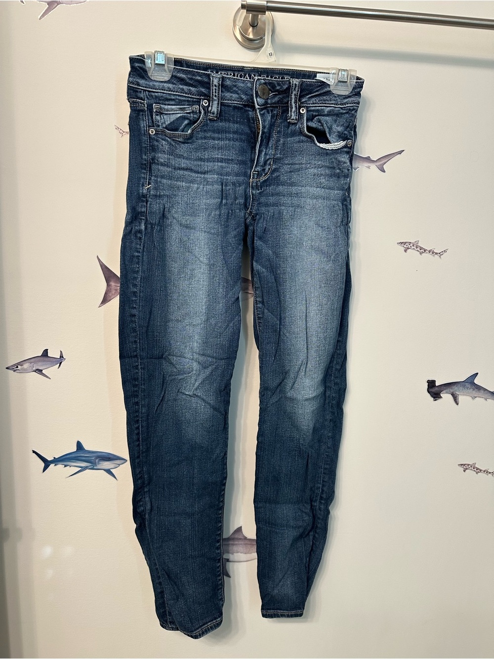 Women’s American Eagle Dark Blue Slim Jeans, size 0
